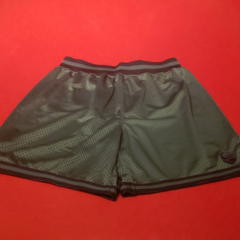 Mens XL Nike Basketball shorts